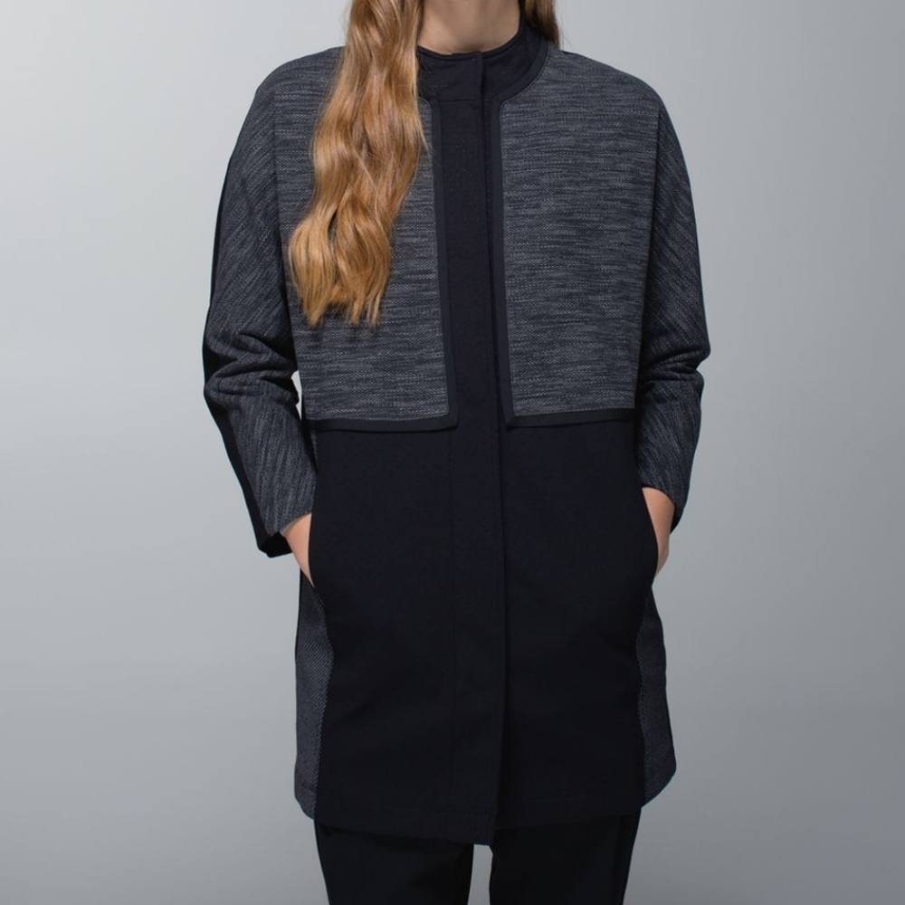 Lululemon Black & Grey Cocoon Car Coat